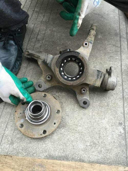 The Correlation between the Lubrication of the Limited-slip Differential Bearings and the Limited-slip Function of the Differential？